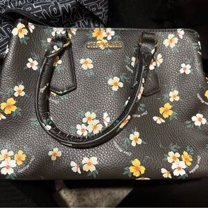 Steve Madden Daisy purse and wallet excellent condition